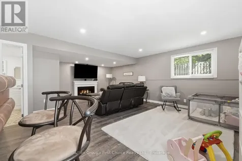 72 Avonwood Drive West Stratford ON N4Z 1B4