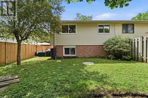 72 Avonwood Drive West Stratford ON N4Z 1B4