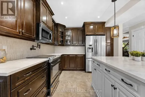 605 Elizabeth Street Pembroke ON K8A 1X3