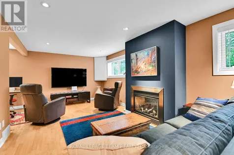 2186 Valley Drive Ottawa ON K1G 2P8