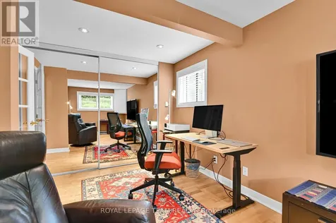 2186 Valley Drive Ottawa ON K1G 2P8