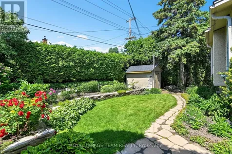 2186 Valley Drive Ottawa ON K1G 2P8