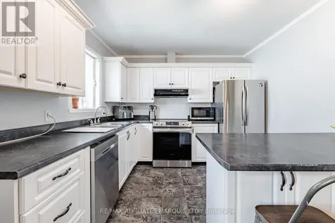 402 Cline Avenue Cornwall ON K6J 5M8