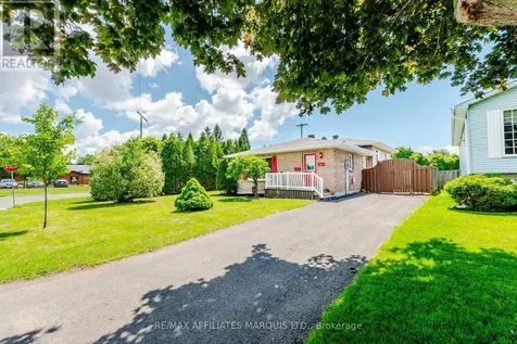 402 Cline Avenue Cornwall ON K6J 5M8