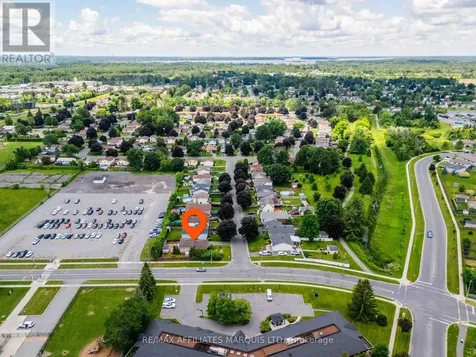 402 Cline Avenue Cornwall ON K6J 5M8