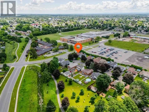 402 Cline Avenue Cornwall ON K6J 5M8