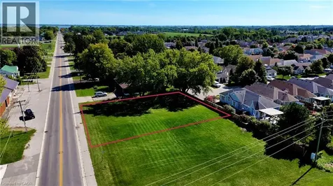 1179 Bay Street Port Rowan ON N0E 1M0