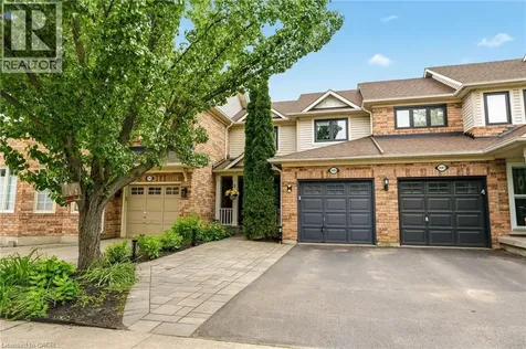 2089 Broadleaf Crescent Burlington ON L7L 6S3