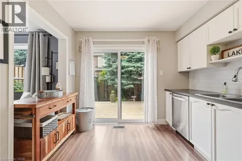 2089 Broadleaf Crescent Burlington ON L7L 6S3