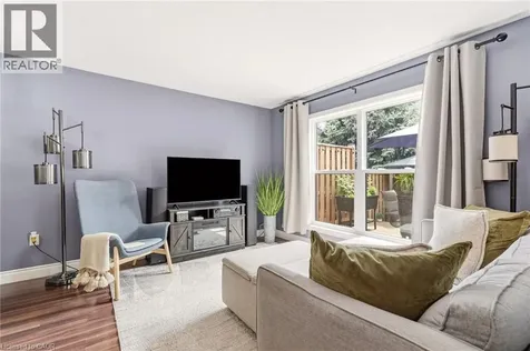 2089 Broadleaf Crescent Burlington ON L7L 6S3