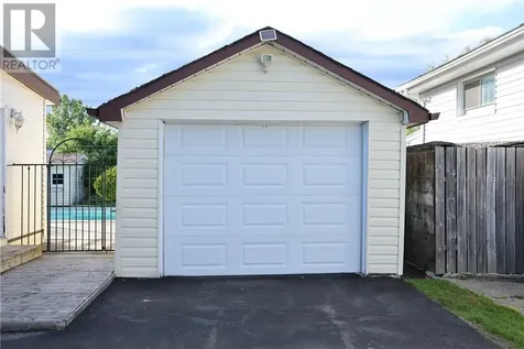 114 O'donaghue Drive Garson ON P3L 1E1