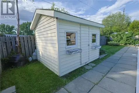 114 O'donaghue Drive Garson ON P3L 1E1