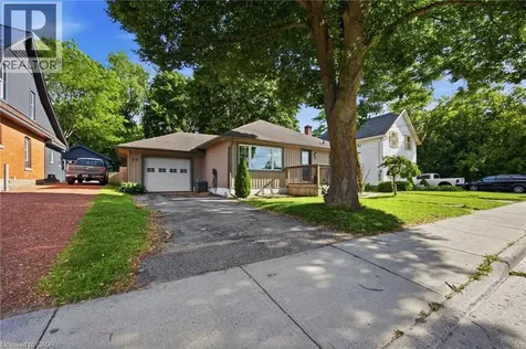 29 Concession Street East Tillsonburg ON N4G 1N9