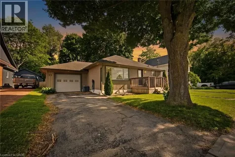 29 Concession Street East Tillsonburg ON N4G 1N9