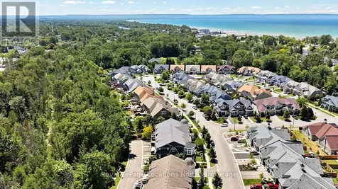 17 Sandy Coast Crescent Wasaga Beach ON L9Z 0G1