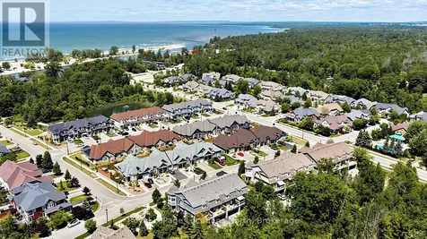 17 Sandy Coast Crescent Wasaga Beach ON L9Z 0G1
