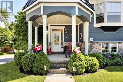 17 Sandy Coast Crescent Wasaga Beach ON L9Z 0G1