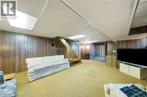 89 Charlotte Street Hamilton ON L8K 4V3