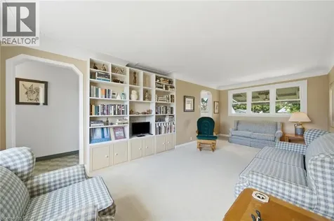 89 Charlotte Street Hamilton ON L8K 4V3