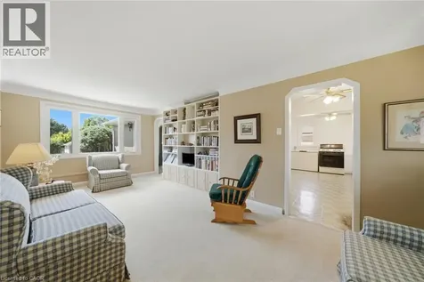 89 Charlotte Street Hamilton ON L8K 4V3