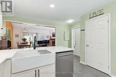 55 Trott Boulevard Collingwood ON L9Y 5B8