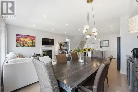 715 Maverick Crescent Ottawa ON K2S 2X1