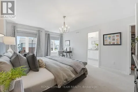 715 Maverick Crescent Ottawa ON K2S 2X1