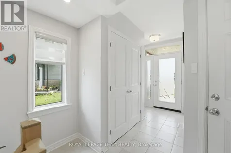 715 Maverick Crescent Ottawa ON K2S 2X1