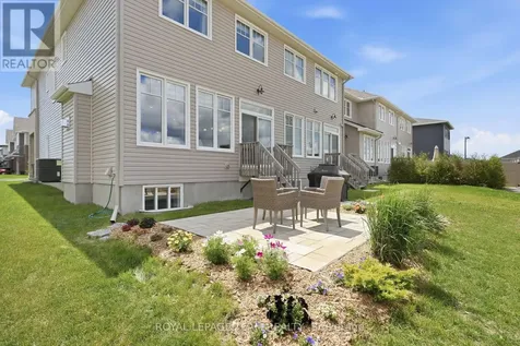 715 Maverick Crescent Ottawa ON K2S 2X1
