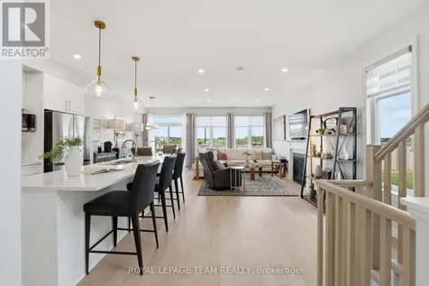 715 Maverick Crescent Ottawa ON K2S 2X1