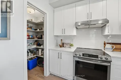 715 Maverick Crescent Ottawa ON K2S 2X1