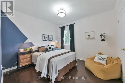 35 Stoneheath Crescent Markham (cachet) ON L6C 2K9
