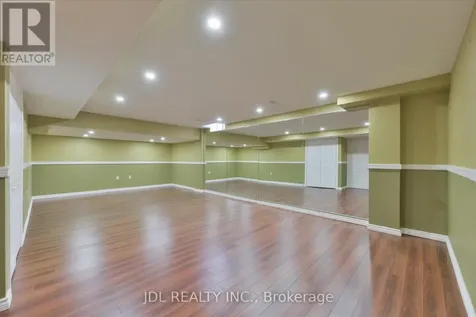 35 Stoneheath Crescent Markham (cachet) ON L6C 2K9