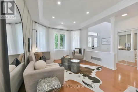 35 Stoneheath Crescent Markham (cachet) ON L6C 2K9