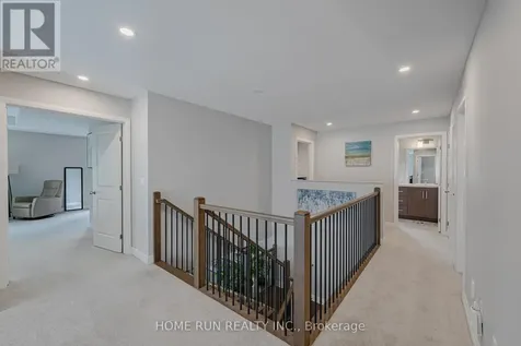 235 Ketchikan Crescent Ottawa ON K2T 0S3