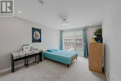 235 Ketchikan Crescent Ottawa ON K2T 0S3