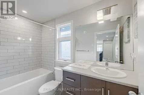 235 Ketchikan Crescent Ottawa ON K2T 0S3
