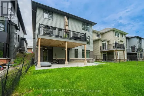 235 Ketchikan Crescent Ottawa ON K2T 0S3