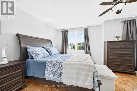 25 Castlegreen Private Ottawa ON K1T 3N4