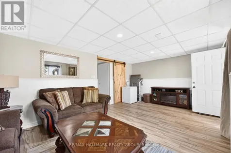 25 Castlegreen Private Ottawa ON K1T 3N4