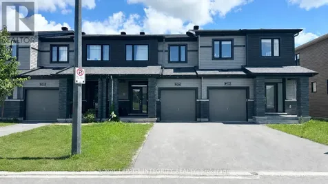 247 Clonrush Way Ottawa ON K2T 0P8