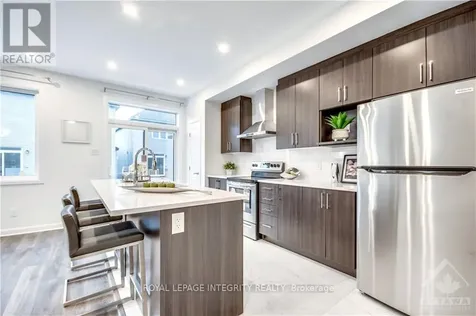 247 Clonrush Way Ottawa ON K2T 0P8