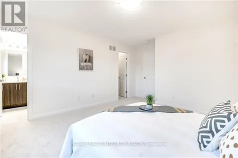 247 Clonrush Way Ottawa ON K2T 0P8