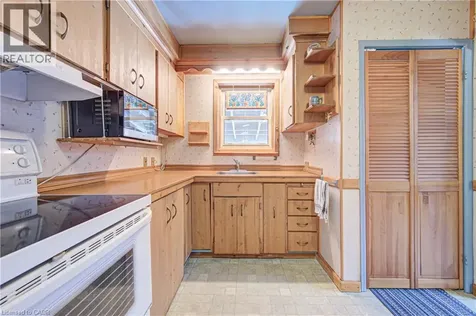 56 Ferrara Street Hamilton ON L8T 4C4