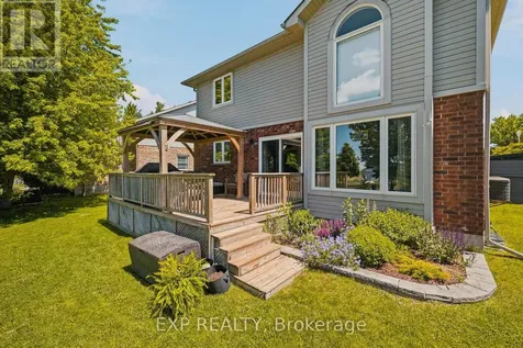 91 Andrews Drive Mapleton ON N0G 1P0