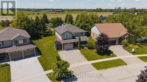 91 Andrews Drive Mapleton ON N0G 1P0