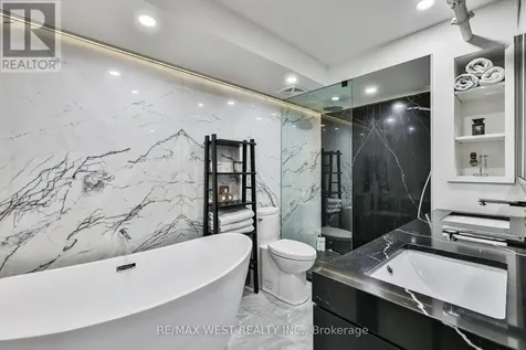 200 Stinson Street Hamilton (stinson) ON L8N 4J5
