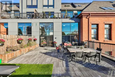 200 Stinson Street Hamilton (stinson) ON L8N 4J5