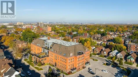 200 Stinson Street Hamilton (stinson) ON L8N 4J5
