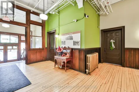 200 Stinson Street Hamilton (stinson) ON L8N 4J5